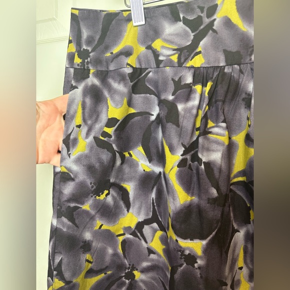 New J.CREW Belle Skirt Burnished Olive Green Purple Primrose Floral Print NWT - Picture 2 of 9